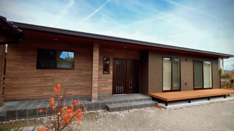 外壁はシンプルなデザイン