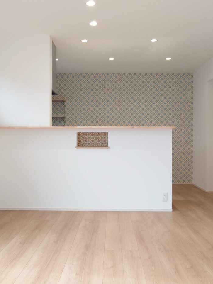 ニッチ内のクロス